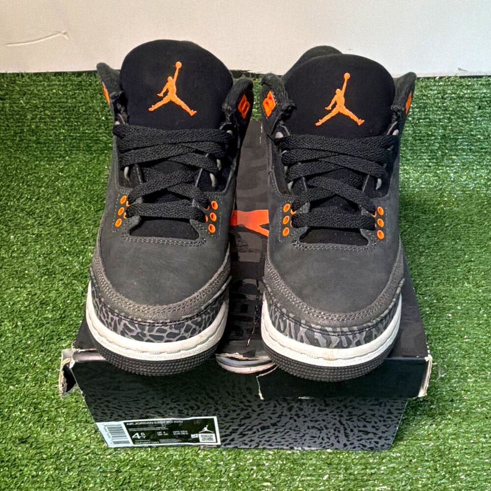 Jordan Air Jordan 3 Retro Fear  (GS) DM0967-080 Black Orange Gray Leather 4.5Y